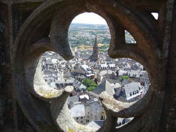 CathedraleRodez.jpg (77677 octets)